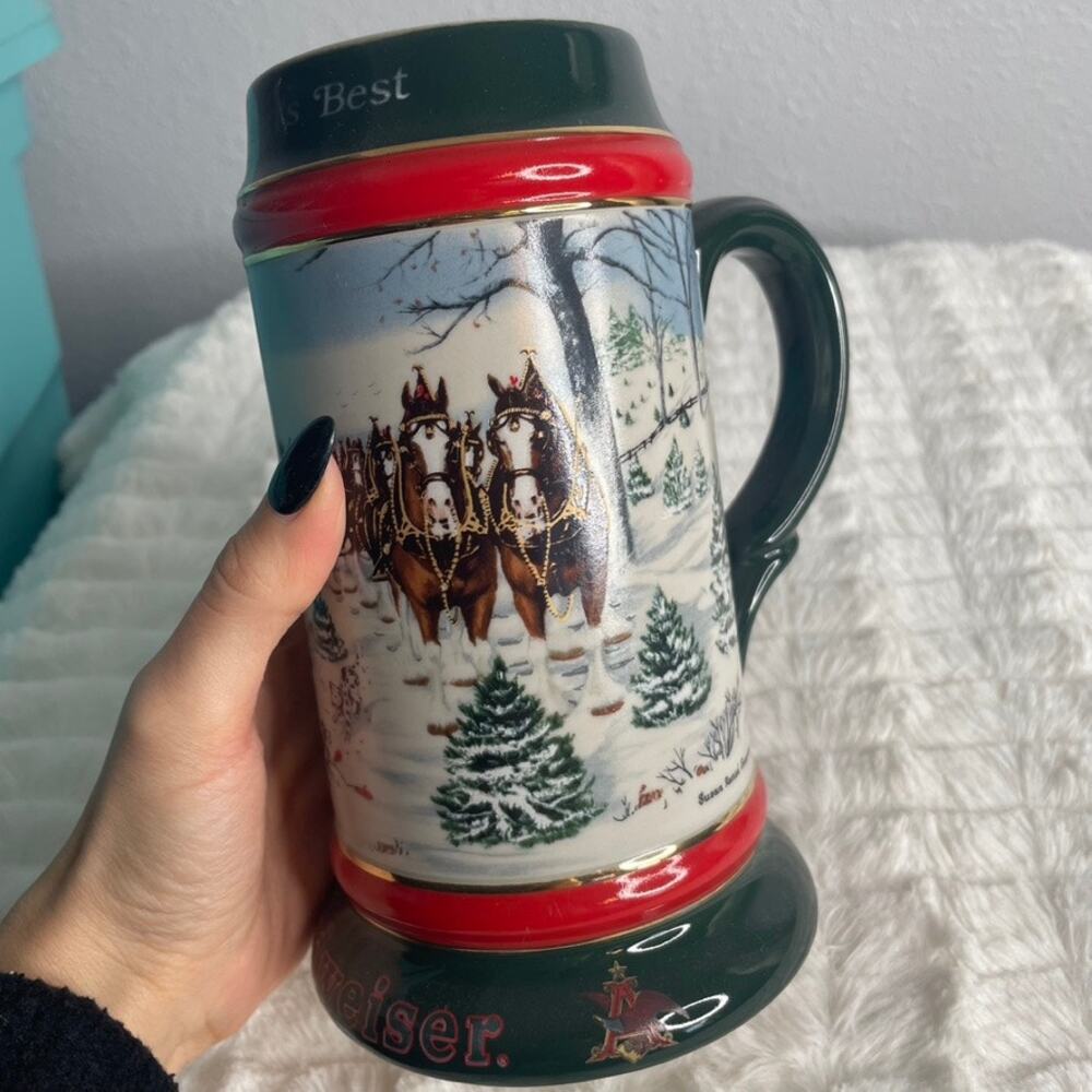 BUDWEISER 1991 Collectors Series The Seasons Best Beer Mug‎ Holiday Green Red